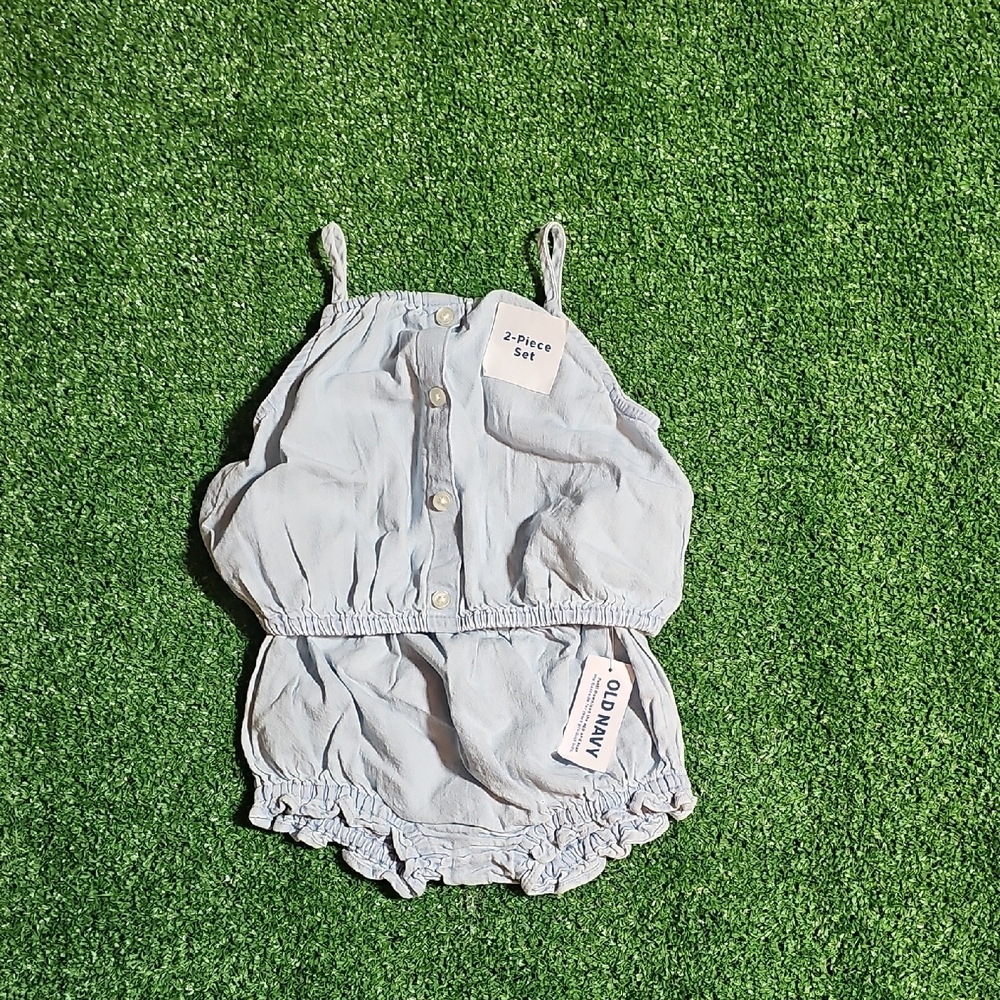 Old Navy Light Gray Baby Romper